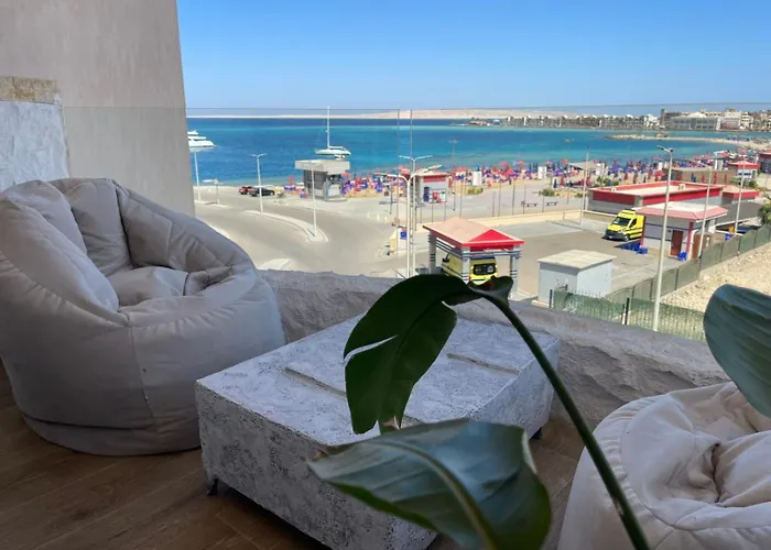 Apartman Blue Whale Front Vip